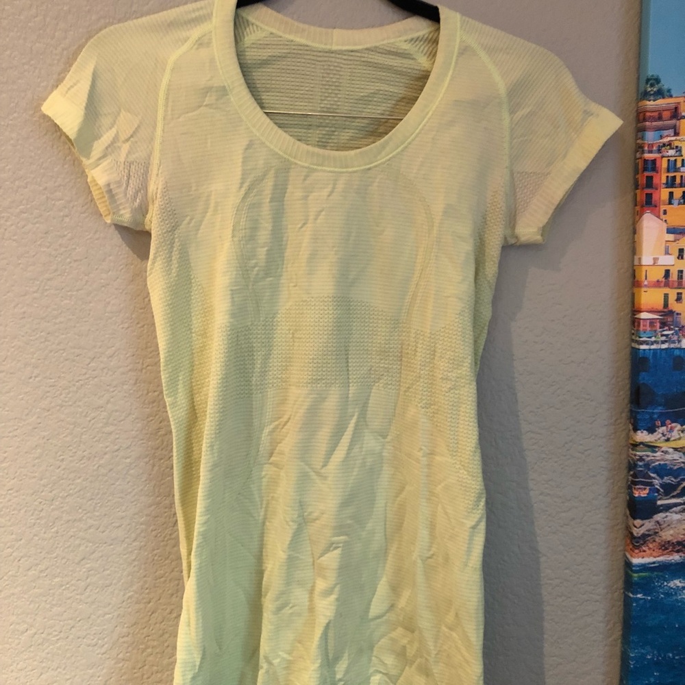 Swiftly Tech Lululemon T-Shirt